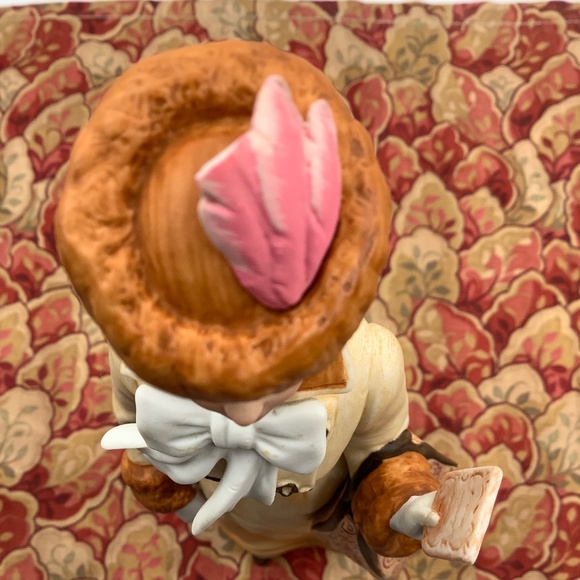 1982 Avon - MRS. ALBEE - President's Club Albee Award Collectible.  Full Size! - Picture 7 of 8